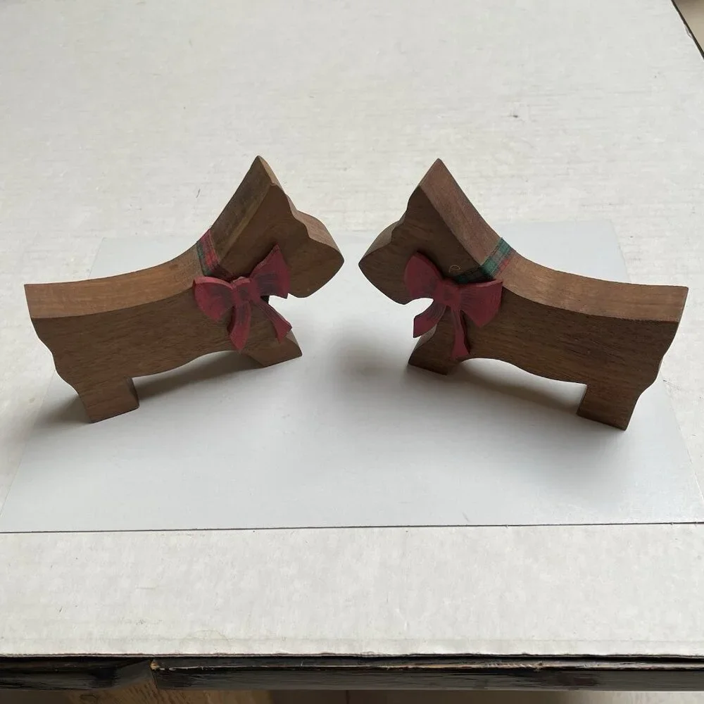 Wooden Scotty Dog Terrier Figurine Red Bow Git Christmas Decor Home Putppy